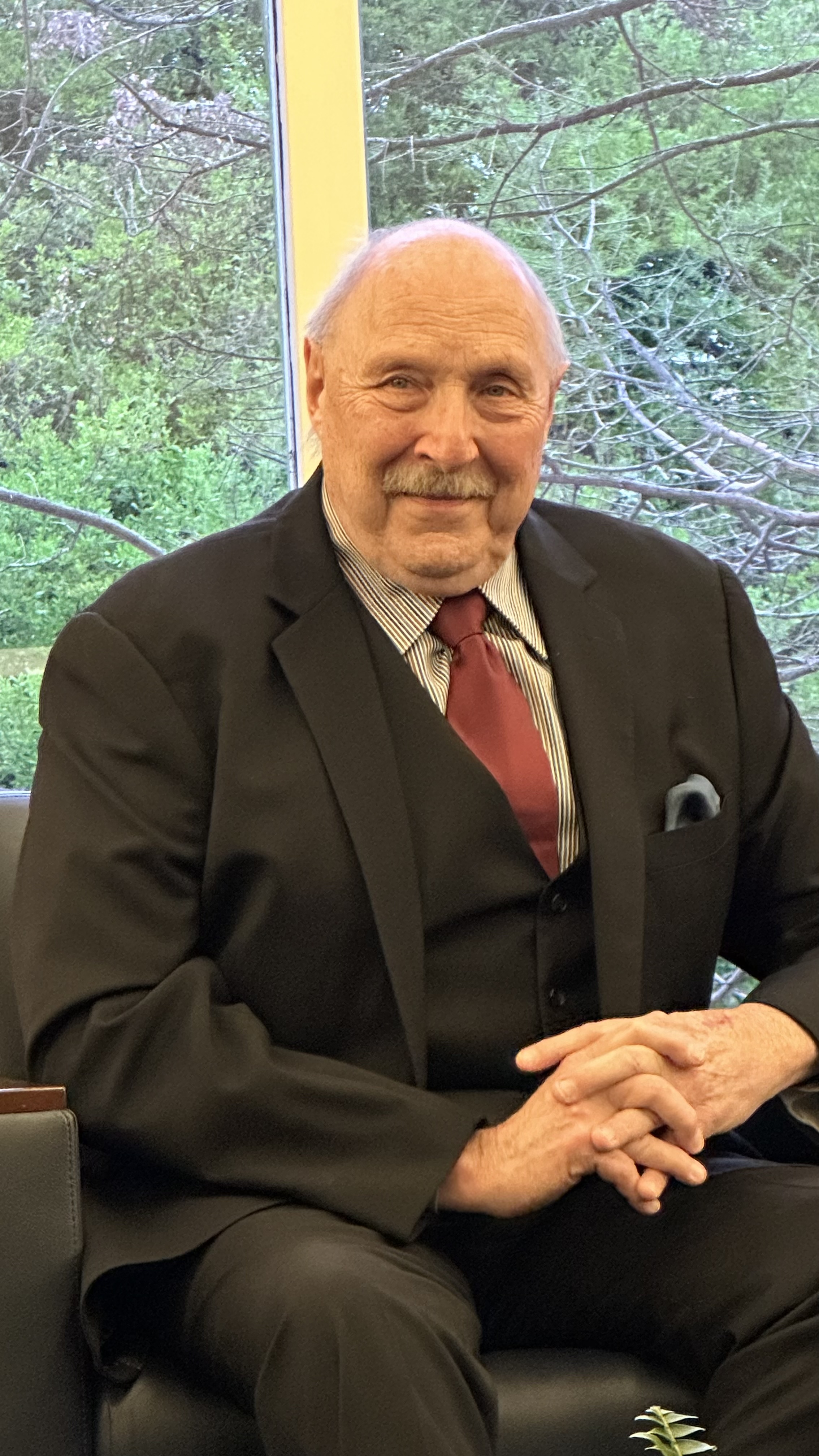 Norm Hitzges press photo